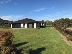 Rolling Hills Getaway